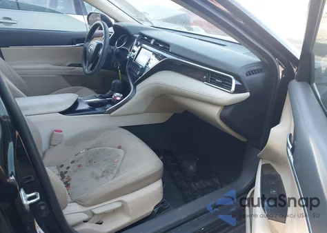 2018 Toyota Camry Le из США, поврежденный, VIN 4T1B11HK7JU648135